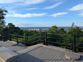 PXL_20250821_221059641