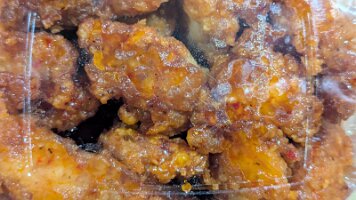 PXL_20251008_210123459